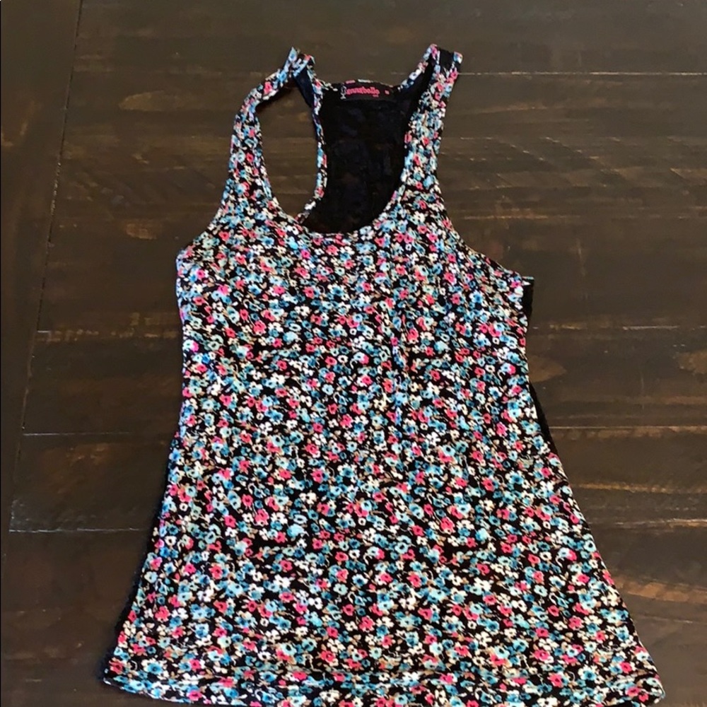 Tank size M